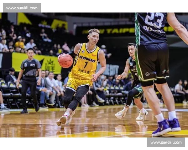 全新篮球赛事PC版震撼来袭,带你体验超真实比赛对决与精彩瞬间 全新篮球赛事PC版震撼来袭,带你体验超真实比赛对决与精彩瞬间